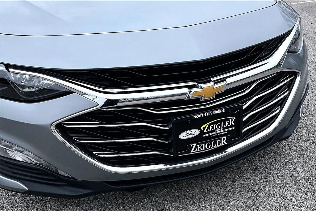 Used 2023 Chevrolet Malibu LT FWD image 30
