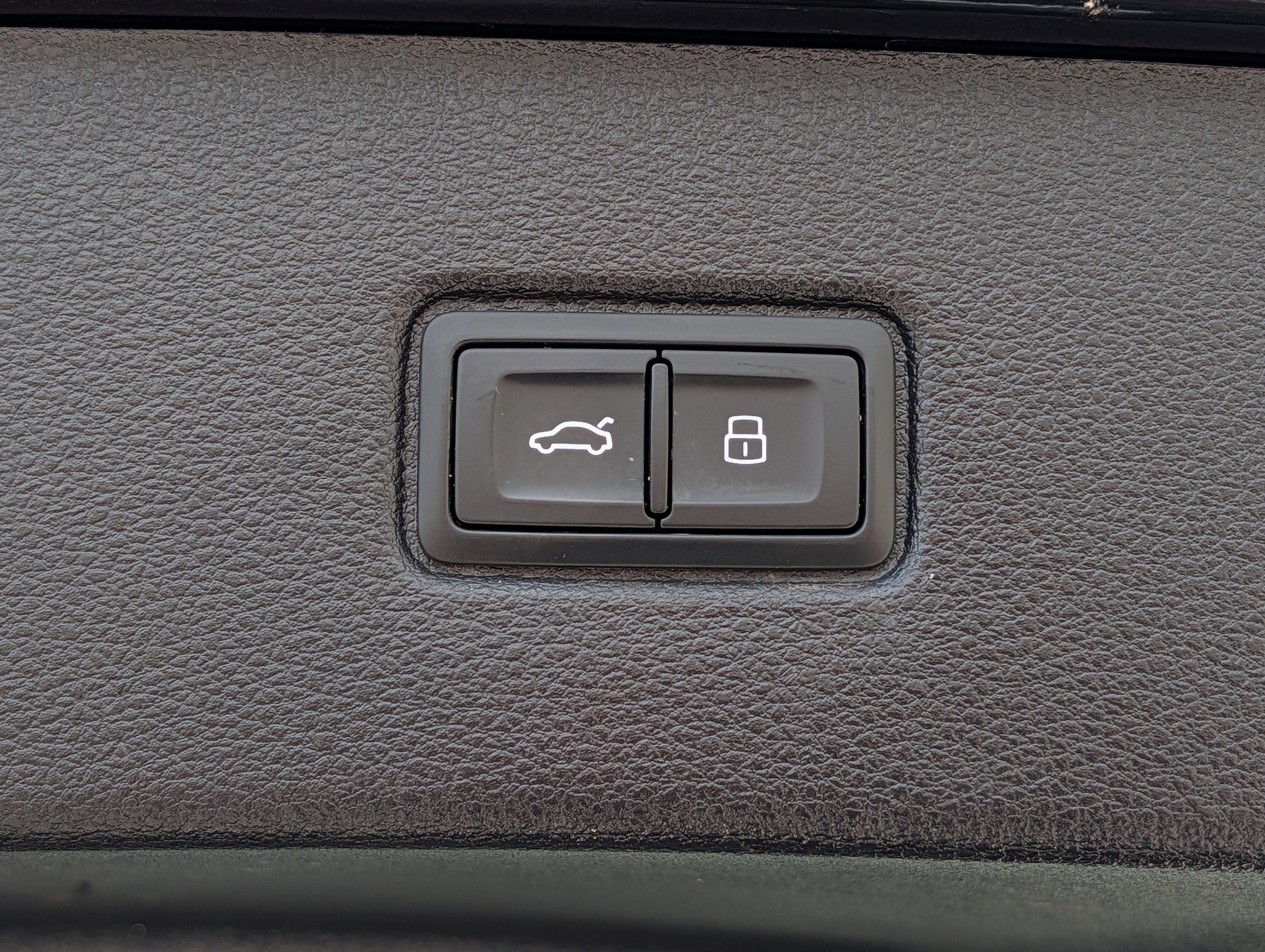 Used 2022 Audi Q7 3.0T Premium Plus image 14