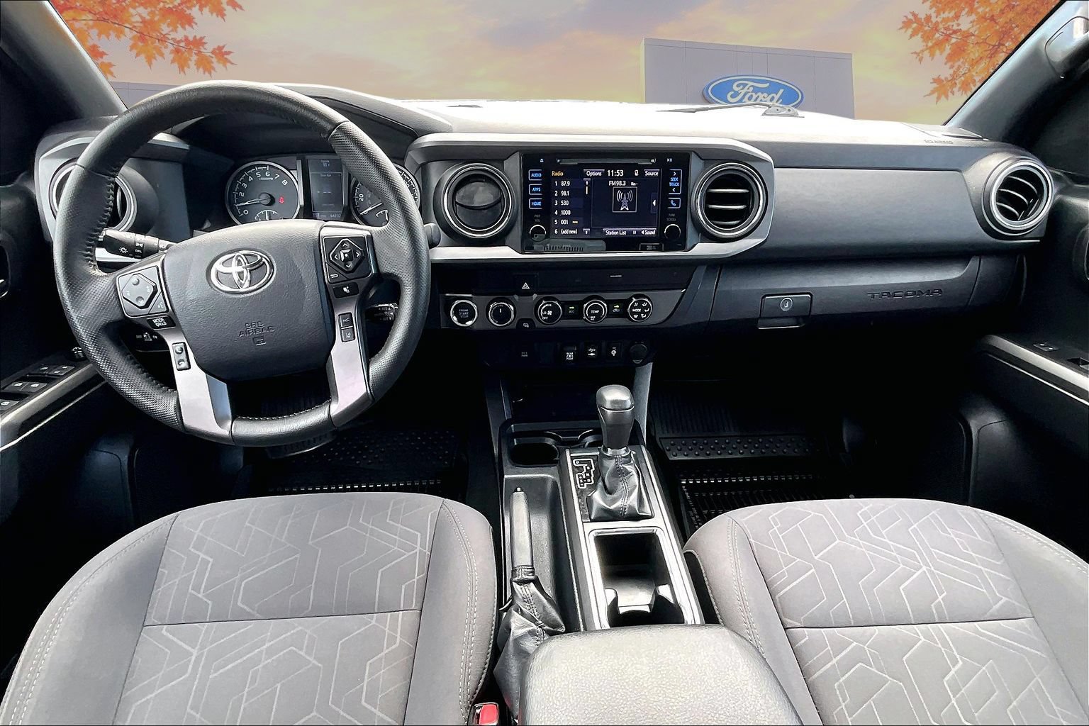 Used 2019 Toyota Tacoma TRD Off-Road AWD/4WD image 8