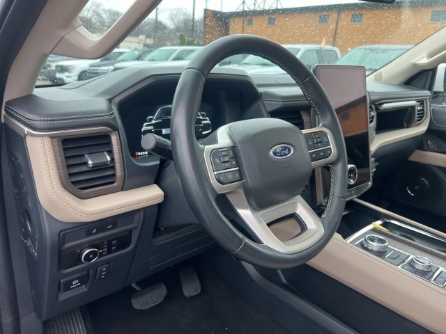 Certified 2023 Ford Expedition Limited image 7