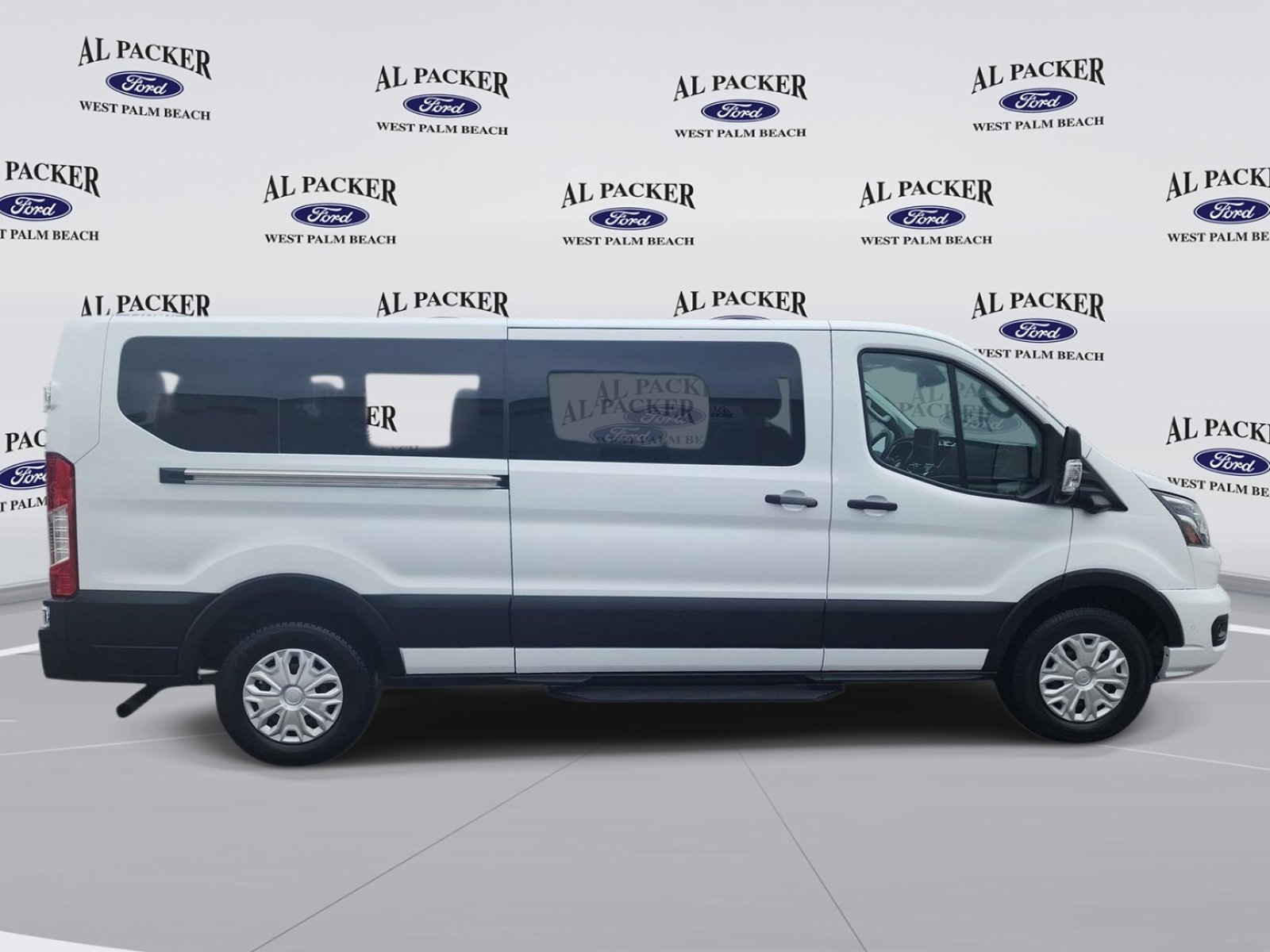 Certified 2023 Ford Transit 350 XLT RWD image 7