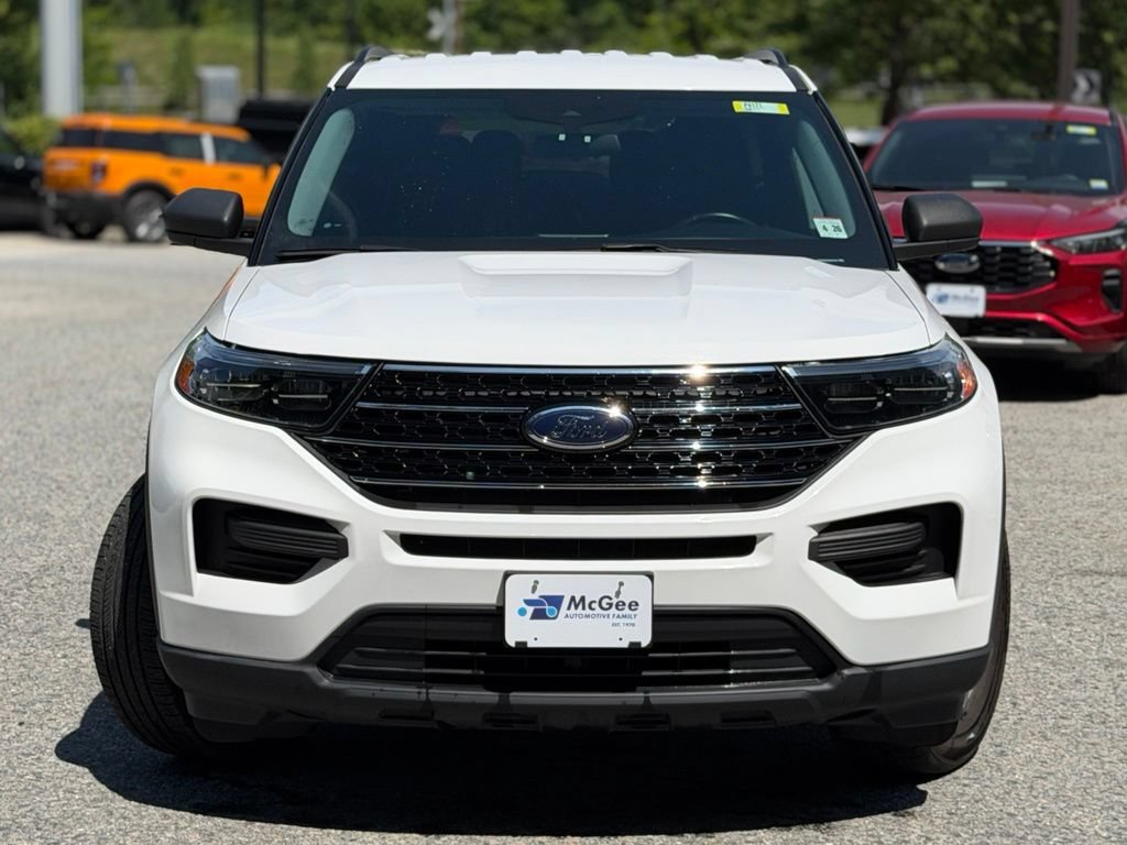 Certified 2021 Ford Explorer XLT AWD/4WD image 2