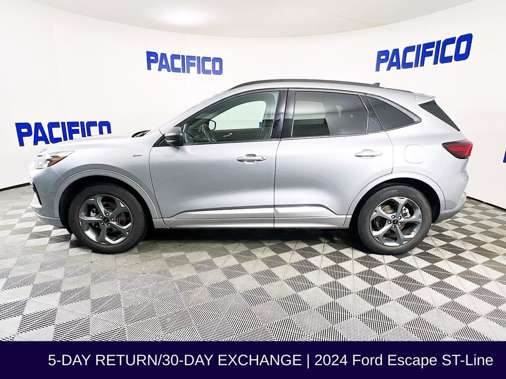 Certified 2024 Ford Escape ST-Line w/ Tech Pack #1 image 6