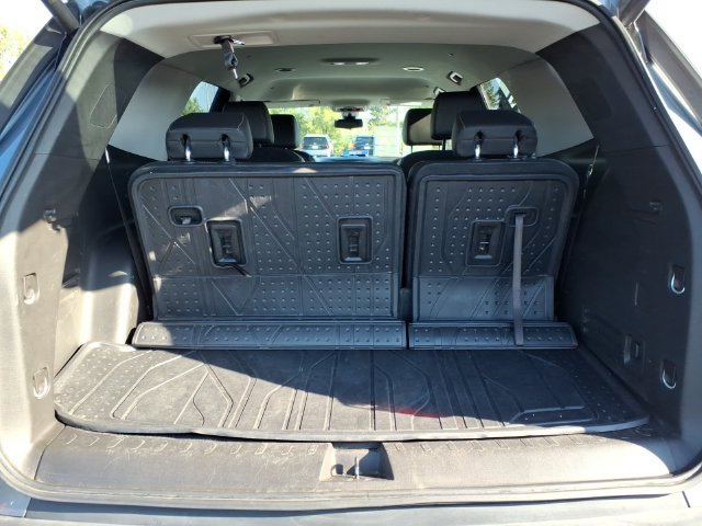 Used 2019 Chevrolet Traverse LT w/ LT Premium Package FWD image 8