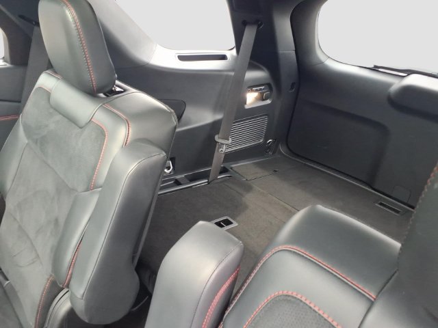 Certified 2025 Ford Explorer ST AWD/4WD image 11