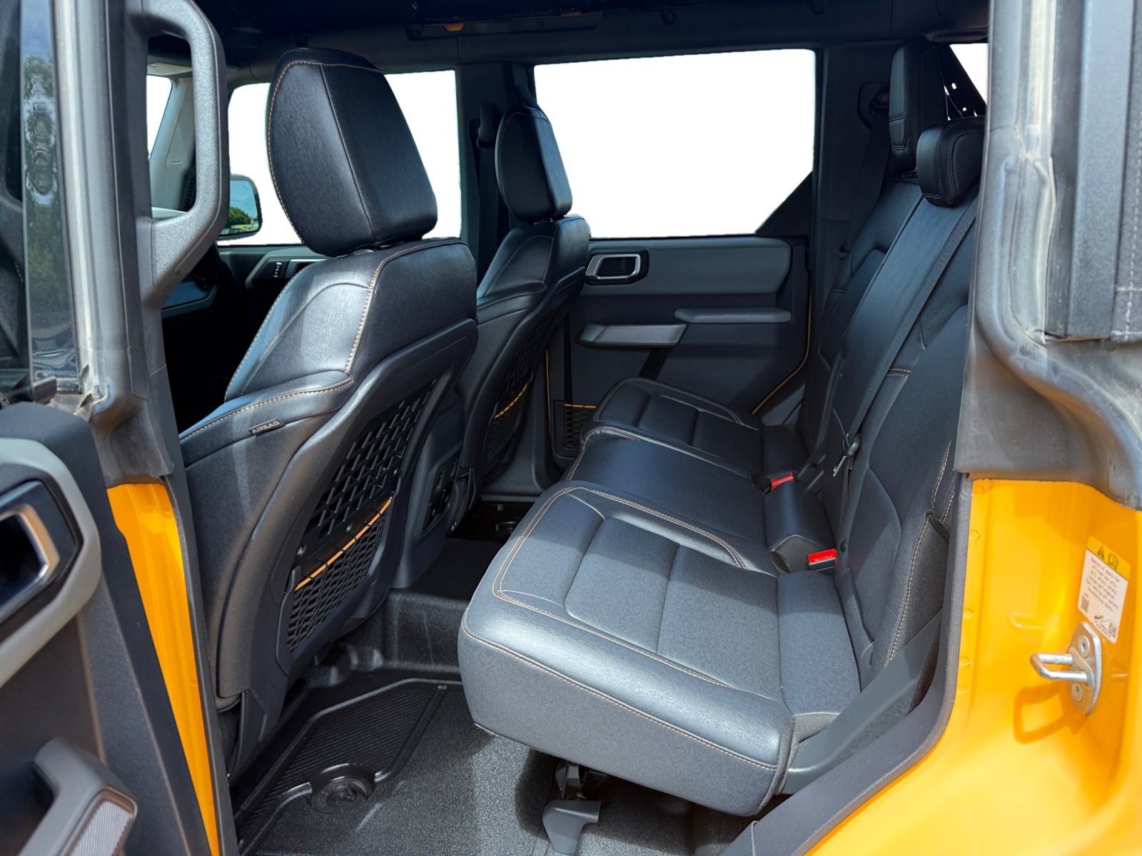 Certified 2022 Ford Bronco Badlands AWD/4WD image 16