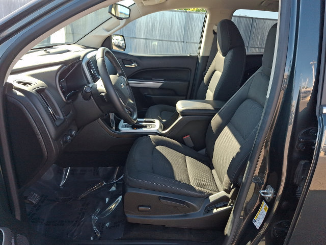Used 2018 Chevrolet Colorado LT AWD/4WD image 13