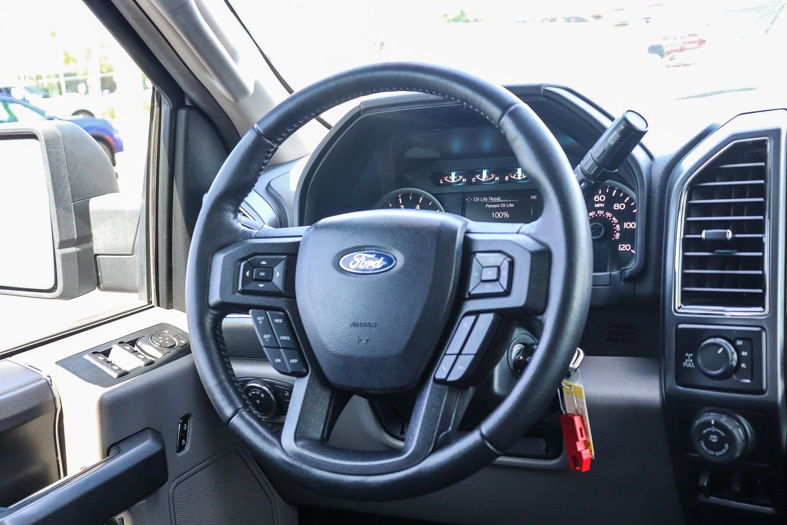 Certified 2019 Ford F150 XLT w/ Equipment Group 302A Luxury AWD/4WD image 14