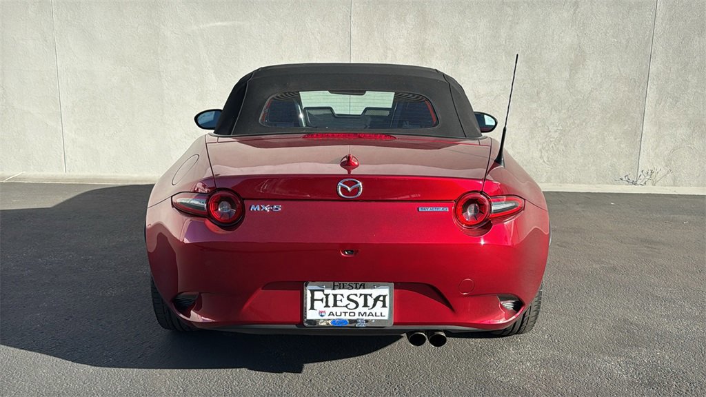 Used 2025 MAZDA MX-5 Miata Grand Touring w/ Weather Package image 2