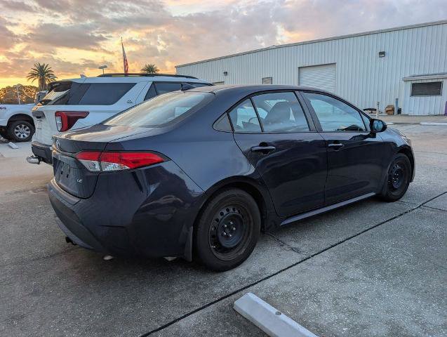 Used 2020 Toyota Corolla LE FWD image 3