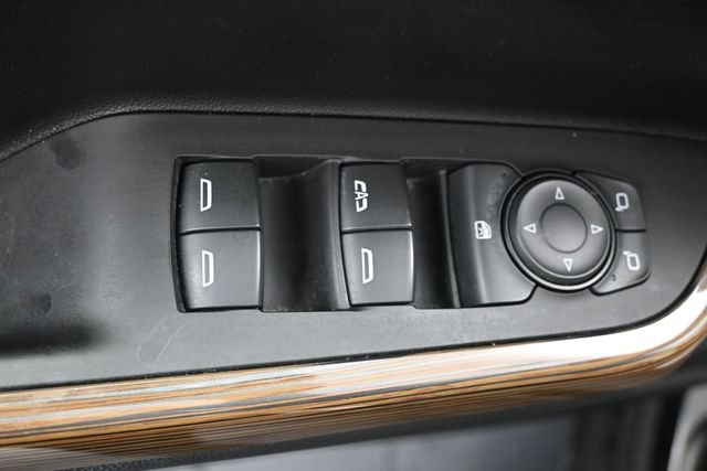 Used 2023 GMC Acadia SLE w/ Driver Convenience Package AWD/4WD image 7