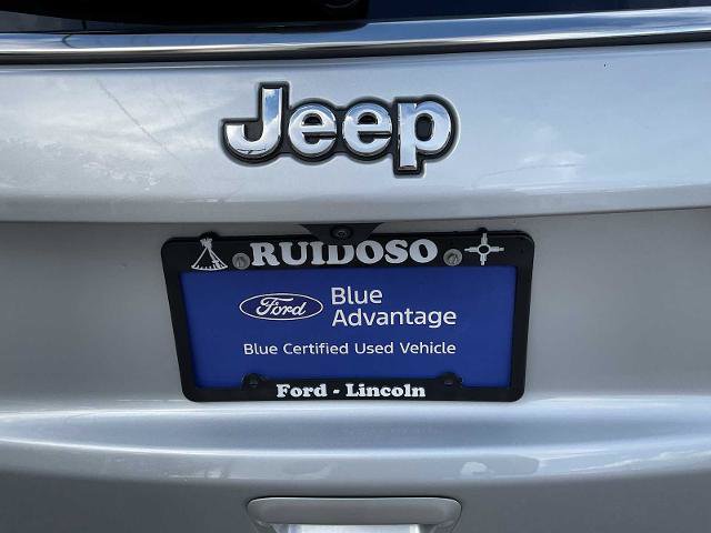 Used 2024 Jeep Compass Latitude AWD/4WD image 14