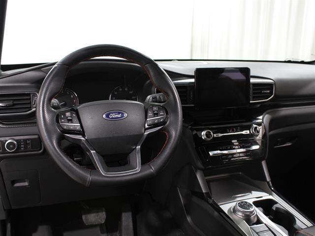 Certified 2023 Ford Explorer ST-Line w/ Class IV Trailer Tow Package image 8