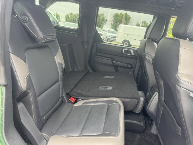 Certified 2025 Ford Bronco Outer Banks AWD/4WD image 32