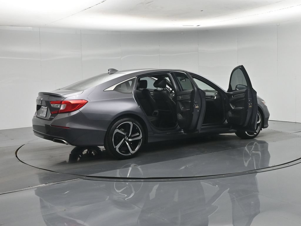 Used 2019 Honda Accord Sport image 4