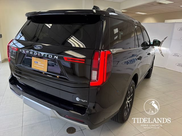 Certified 2025 Ford Expedition Platinum AWD/4WD image 9