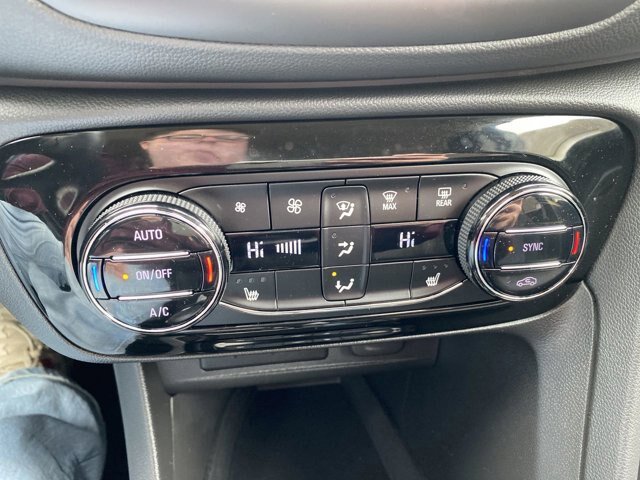 Used 2022 Buick Encore GX Select FWD image 18