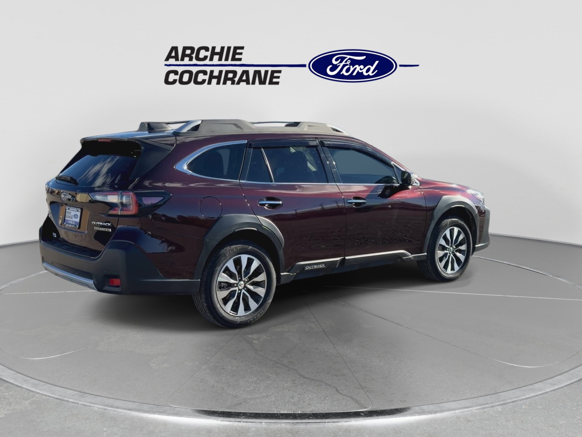 Used 2024 Subaru Outback Touring XT w/ Tech Package 2 AWD/4WD image 8
