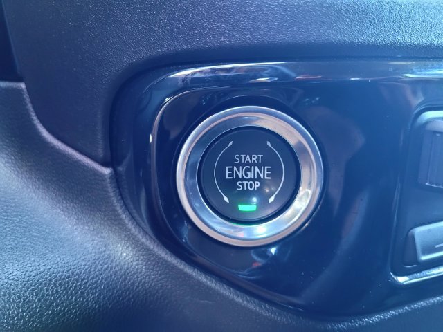 Used 2024 Chevrolet Silverado 1500 RST AWD/4WD image 19