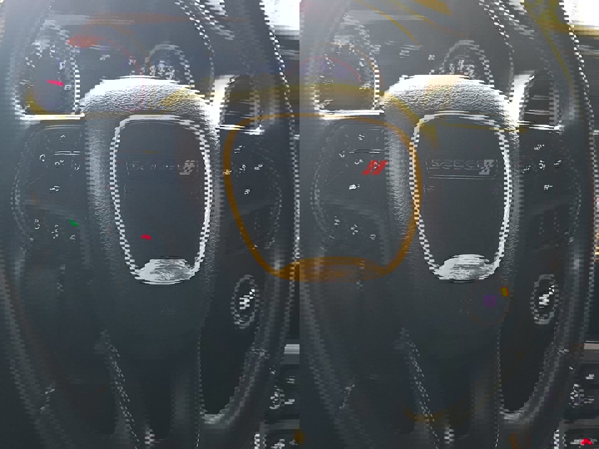 Used 2019 Dodge Challenger SXT image 14