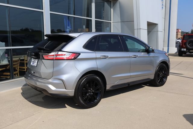 Certified 2024 Ford Edge ST-Line AWD/4WD image 3