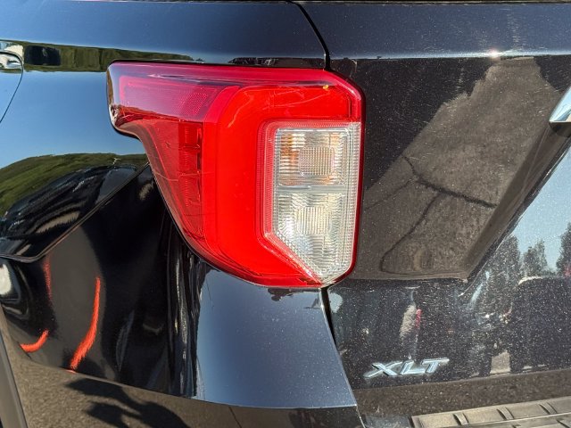 Certified 2023 Ford Explorer XLT w/ Equipment Group 202A AWD/4WD image 29
