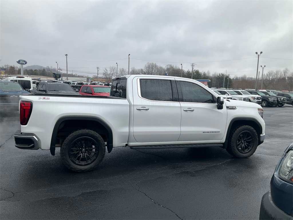Used 2022 GMC Sierra 1500 SLT w/ SLT Premium Plus Package image 2
