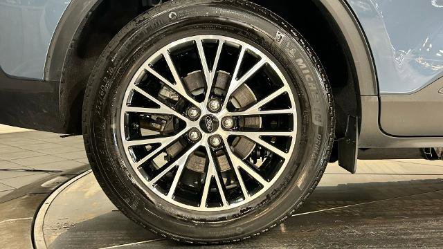 Certified 2024 Ford Escape SE FWD image 20