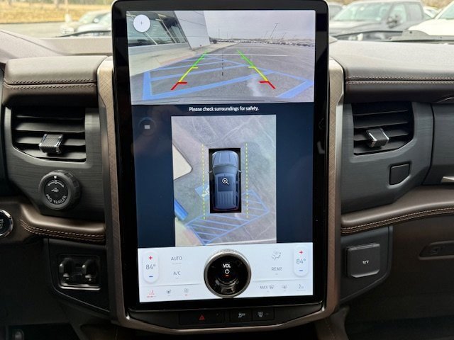 Certified 2023 Ford Expedition King Ranch image 18