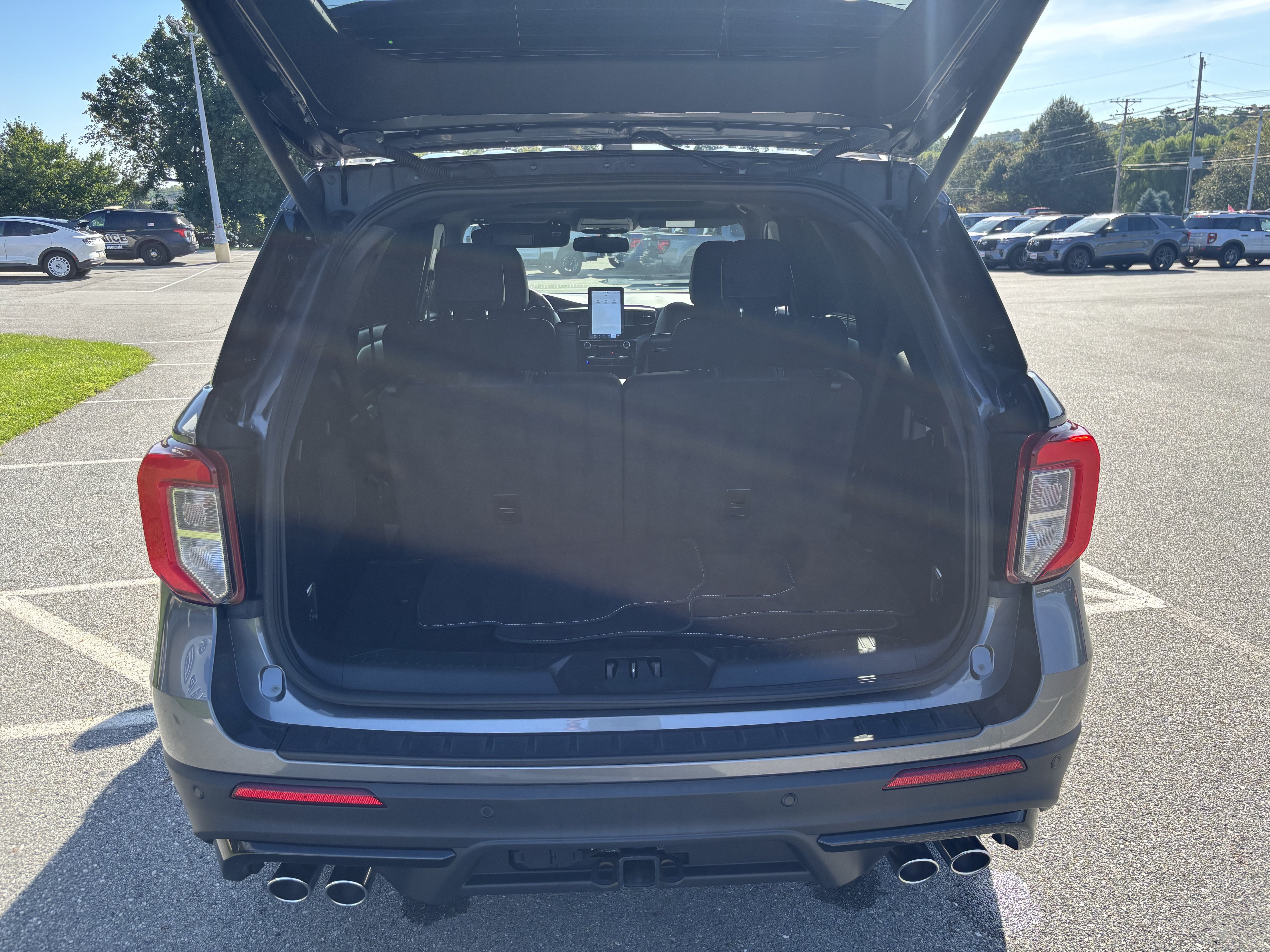 Certified 2023 Ford Explorer ST w/ Equipment Group 401A AWD/4WD image 36