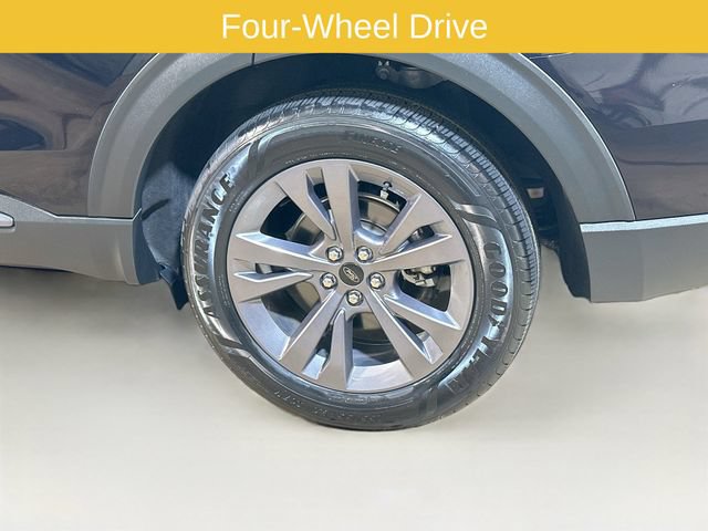 Certified 2022 Ford Explorer XLT w/ Equipment Group 202A AWD/4WD image 6