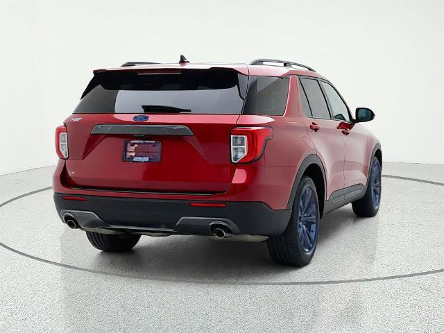 Certified 2023 Ford Explorer XLT w/ Equipment Group 202A RWD image 7