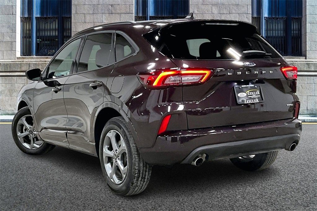Certified 2023 Ford Escape ST-Line w/ Tech Pack #1 image 10