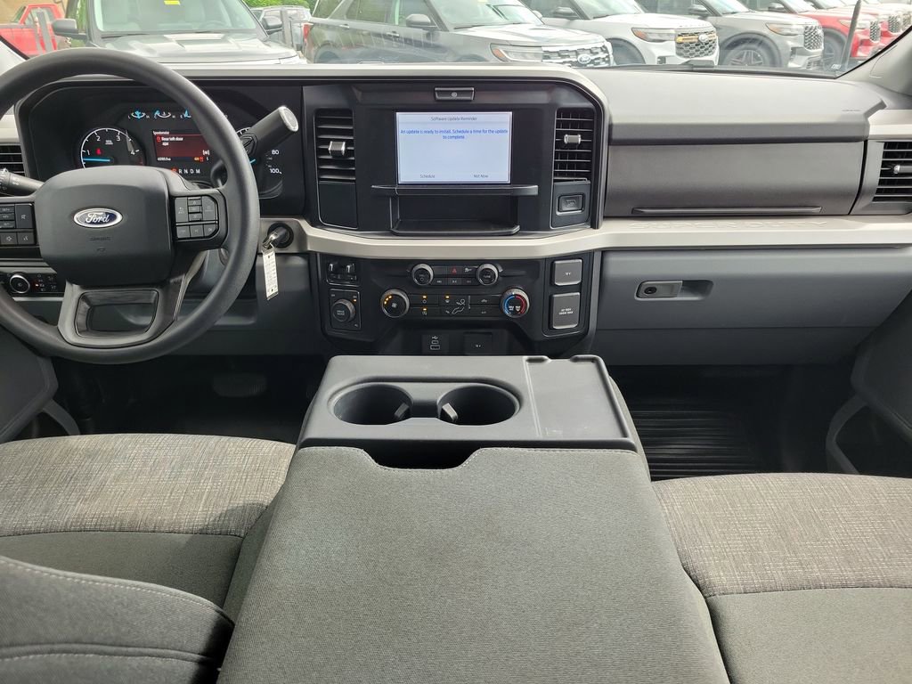 Certified 2025 Ford F350 XLT AWD/4WD image 11