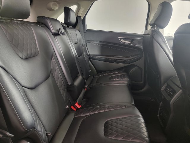 Certified 2023 Ford Edge Titanium w/ Equipment Group 301A AWD/4WD image 17