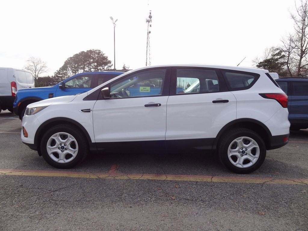 Certified 2019 Ford Escape S image 2