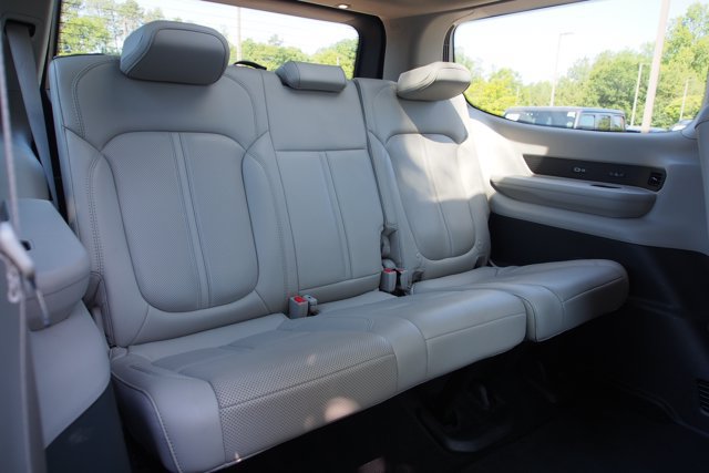 Used 2022 Jeep Wagoneer Series II w/ Premium Group I AWD/4WD image 18