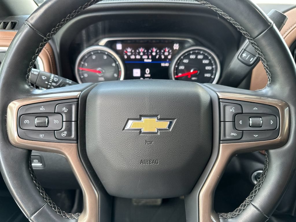 Used 2023 Chevrolet Silverado 2500 High Country AWD/4WD image 22