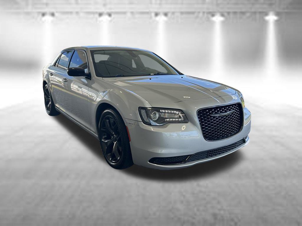 Used 2021 Chrysler 300 Touring w/ Sport Appearance Package RWD image 2