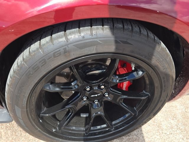 Used 2017 Dodge Challenger SRT Hellcat RWD image 7