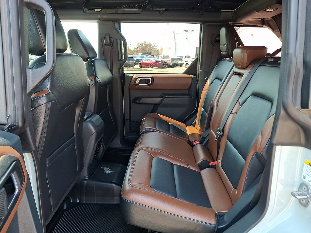 Certified 2024 Ford Bronco Outer Banks AWD/4WD image 13