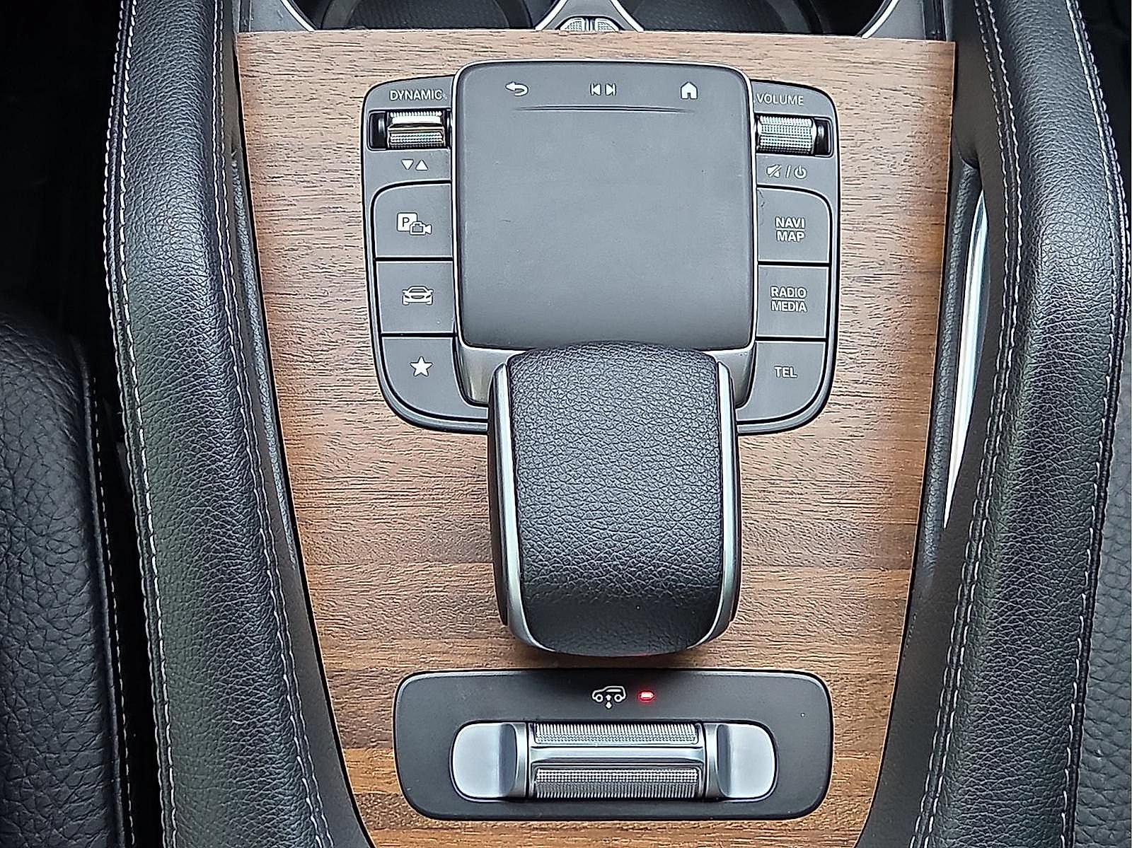 Used 2024 Mercedes-Benz GLS 450 4MATIC image 18