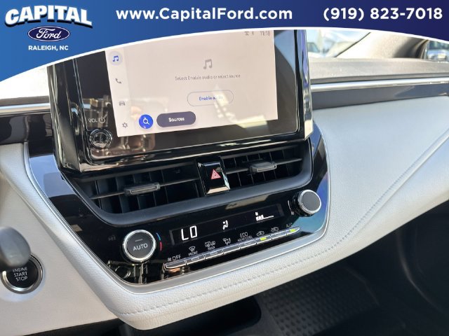 Used 2025 Toyota Corolla SE FWD image 26