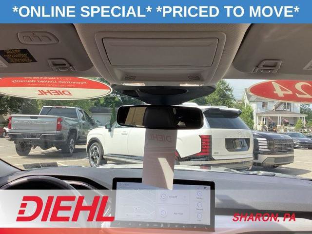 Certified 2024 Ford Escape Platinum AWD/4WD image 29