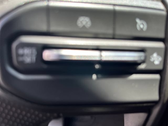 Used 2023 Chevrolet Colorado Trail Boss w/ Technology Package AWD/4WD image 29