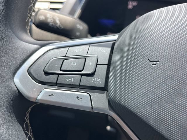 Used 2023 Volkswagen Tiguan S w/ Driver Assistance Package FWD image 33