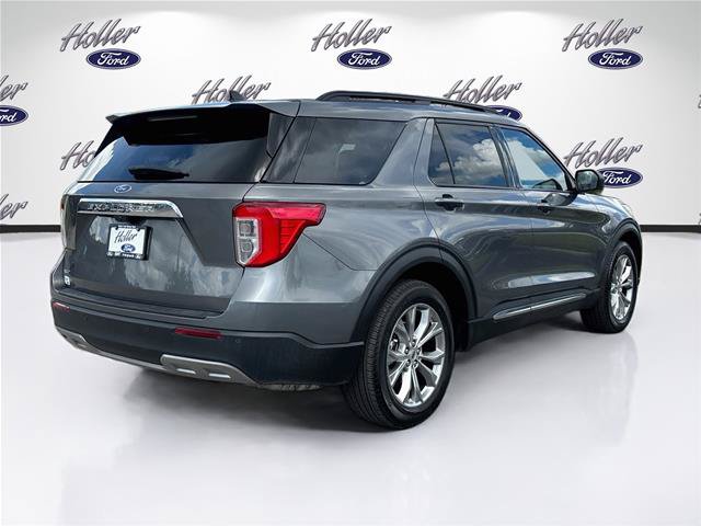 Certified 2023 Ford Explorer XLT w/ Equipment Group 202A RWD image 8