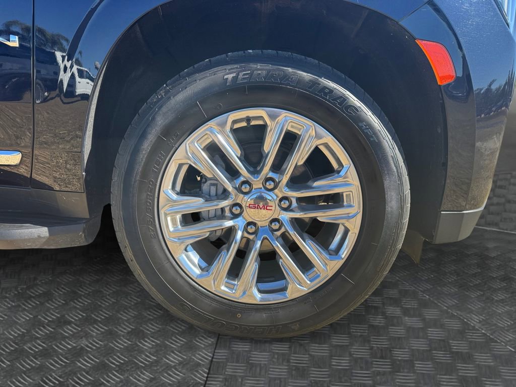 Used 2023 GMC Yukon SLT image 18