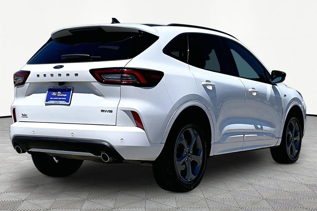 Certified 2024 Ford Escape ST-Line w/ Tech Pack #1 AWD/4WD image 2