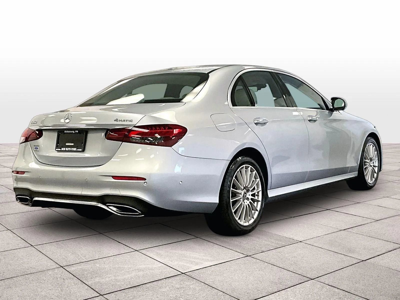 Used 2021 Mercedes-Benz E 350 4MATIC Sedan w/ Premium Package image 11